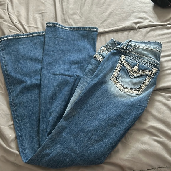 miss me size 27 bootcut jeans basically brand new only worn once inseam 34’’ - Picture 1 of 5